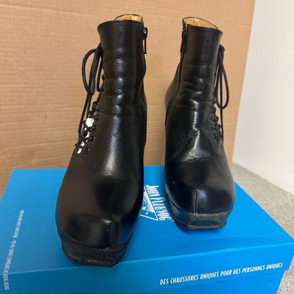 John Fluevog Shoes - PREPARE HI VENTURE